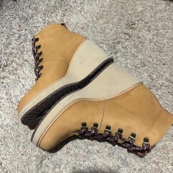 TOMS brown Melrose Wedge Boots - Picture 4 of 9